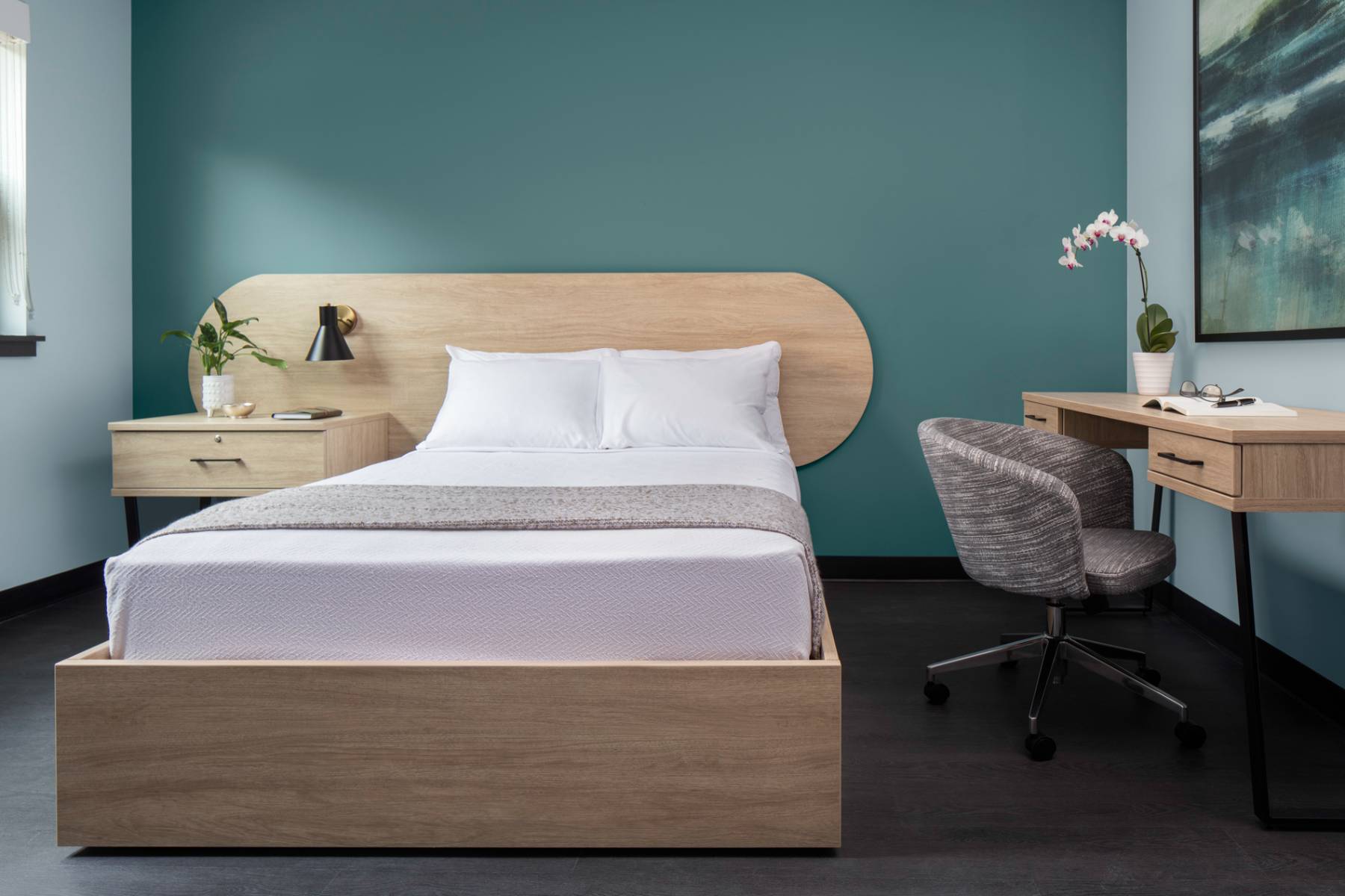 luxury detox center with private rooms